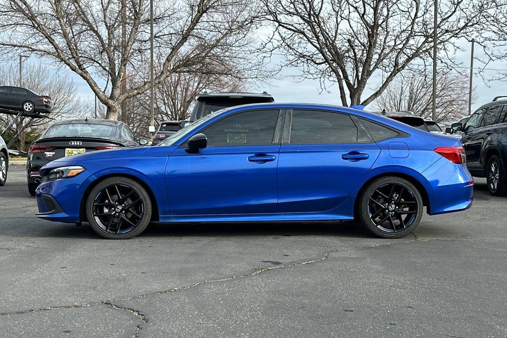 Used 2023 Honda Civic Sport image 7