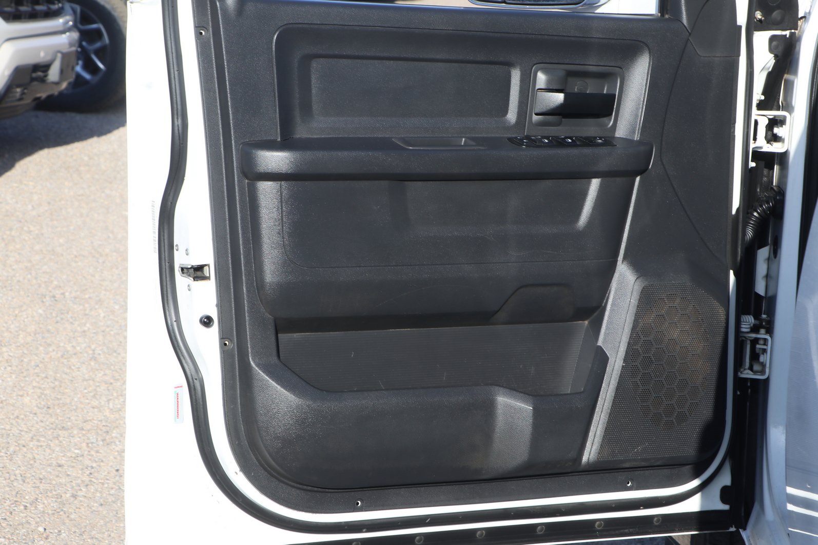 Used 2011 RAM 3500 ST w/ ST Popular Equipment Group RWD image 10