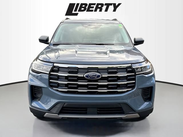 New 2026 Ford Explorer Active image 2