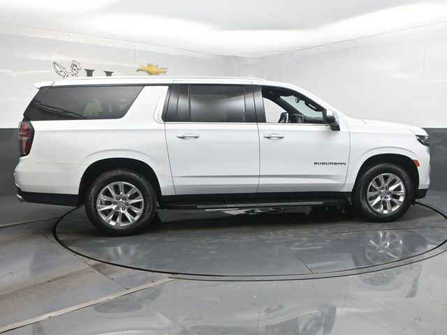 Used 2023 Chevrolet Suburban Premier image 40