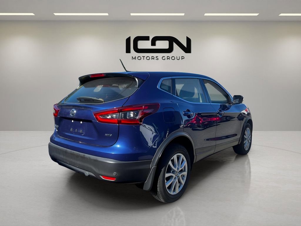 Used 2022 Nissan Rogue Sport S image 6
