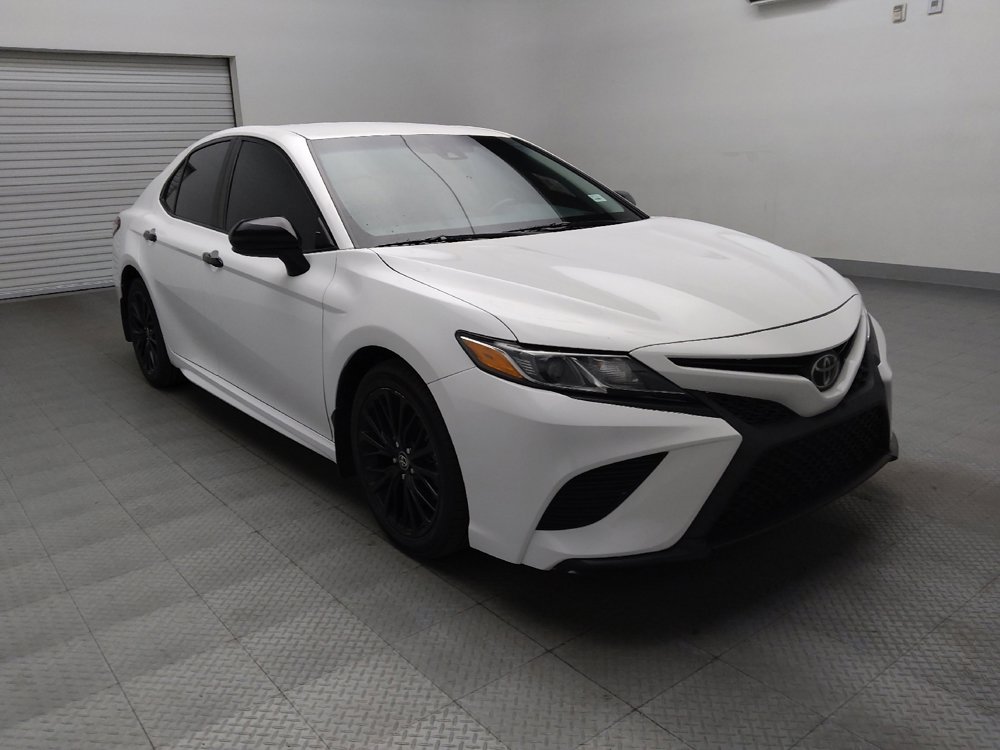 Used 2020 Toyota Camry SE image 13