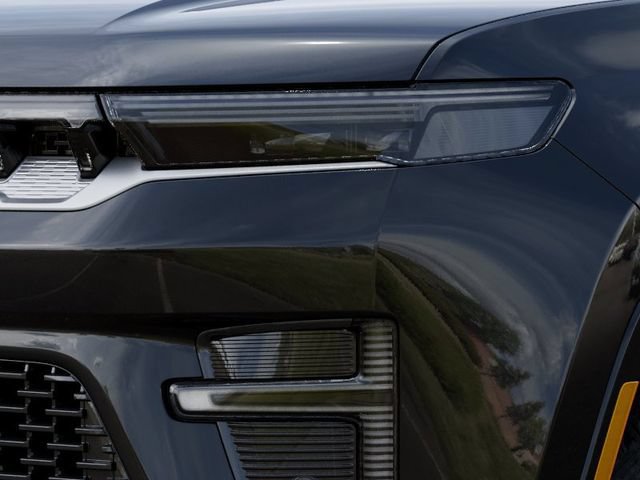 New 2026 Jeep Grand Wagoneer L 4WD w/ HD Trailer Tow Package image 10