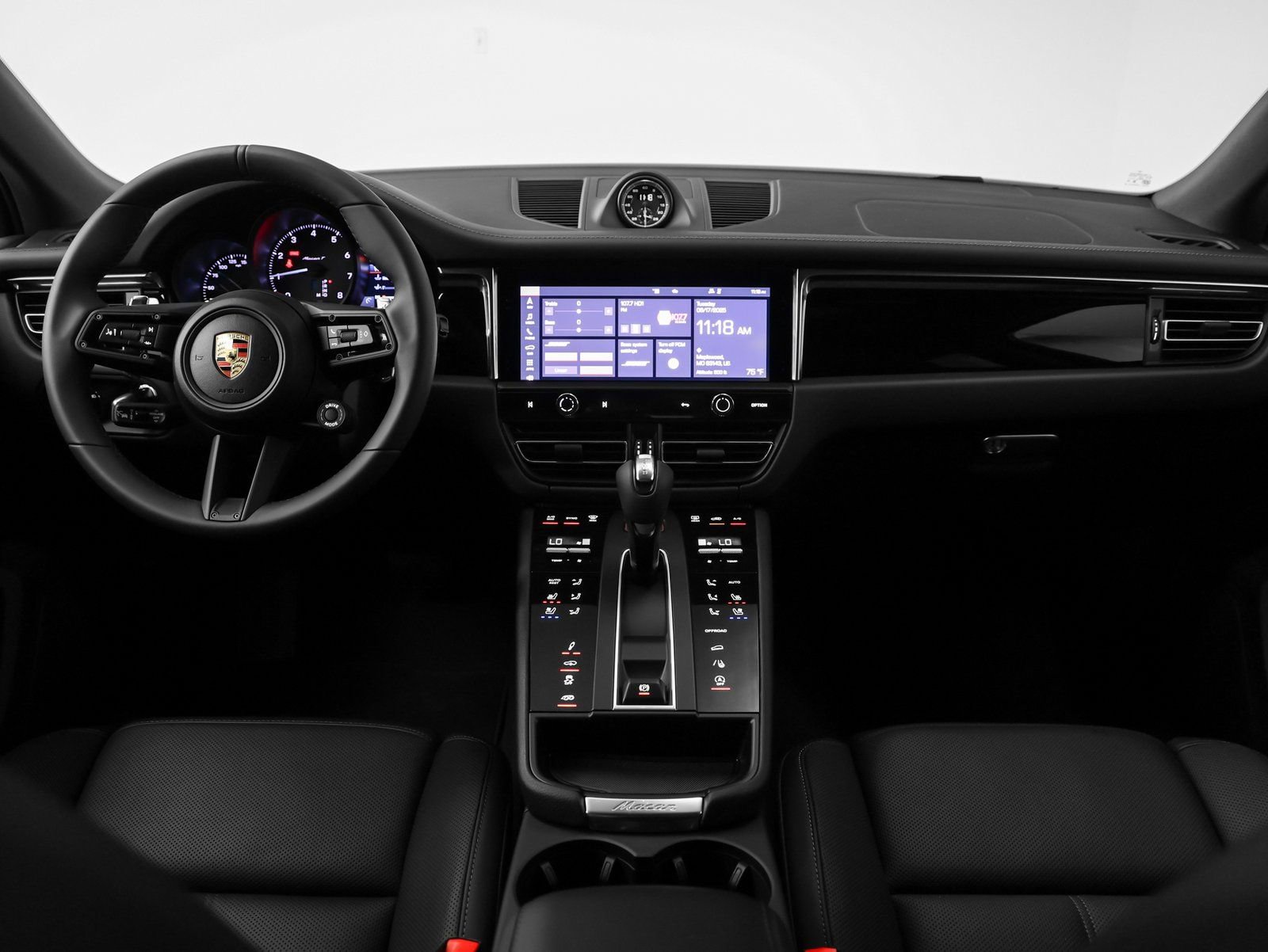 New 2025 Porsche Macan Turbo image 30