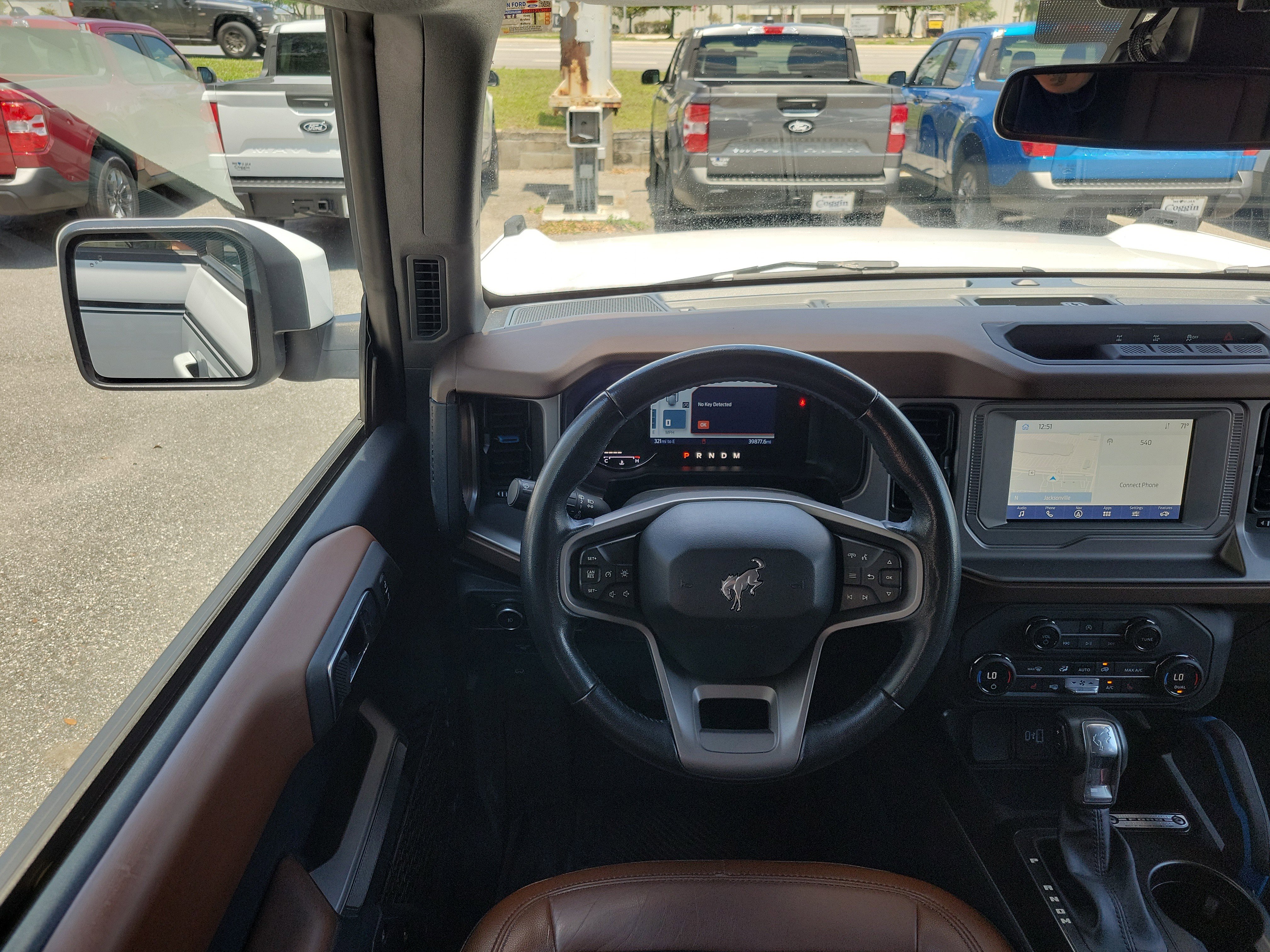 Used 2023 Ford Bronco Outer Banks AWD/4WD image 7