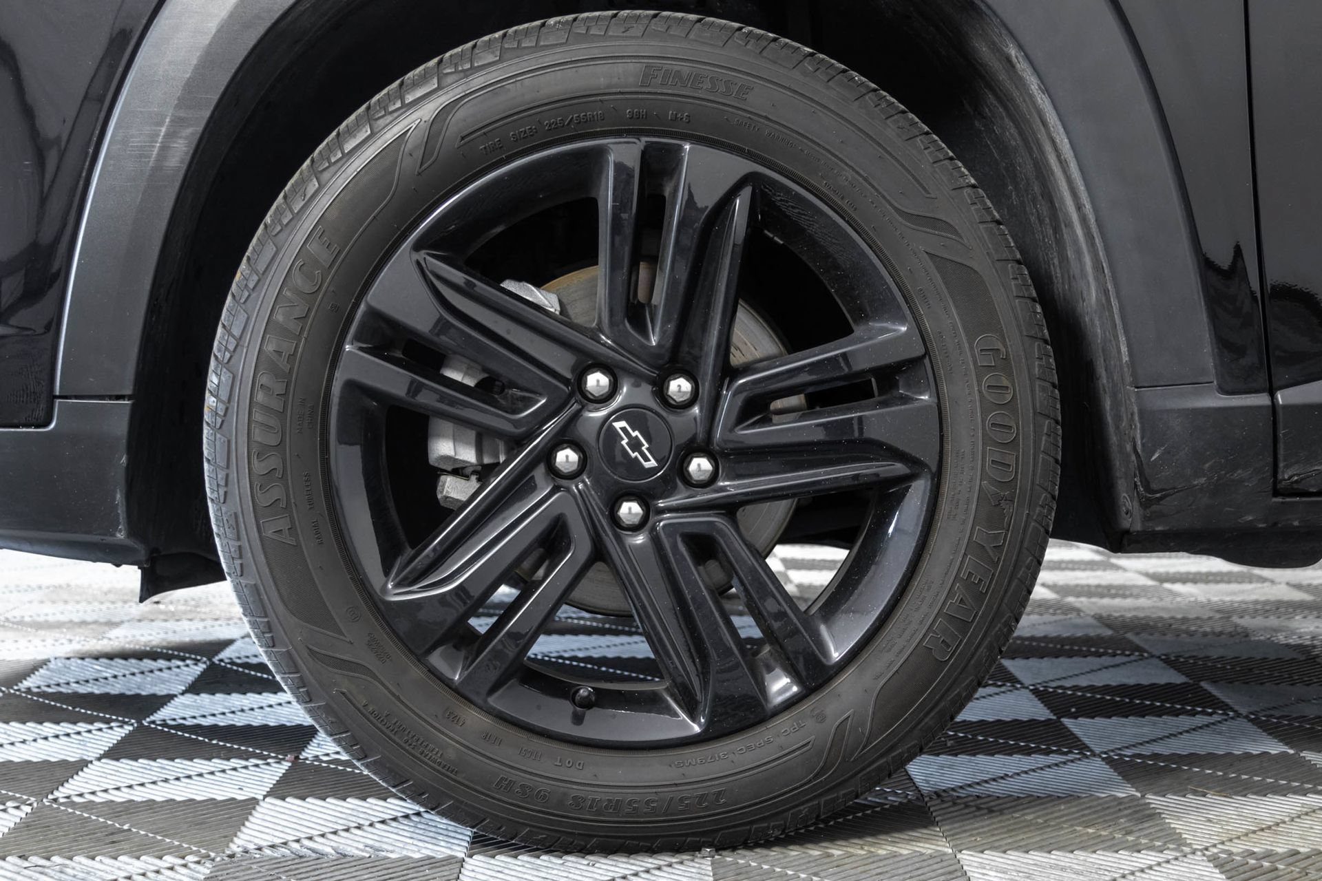Used 2024 Chevrolet Trax ACTIV w/ Driver Confidence Package FWD image 45