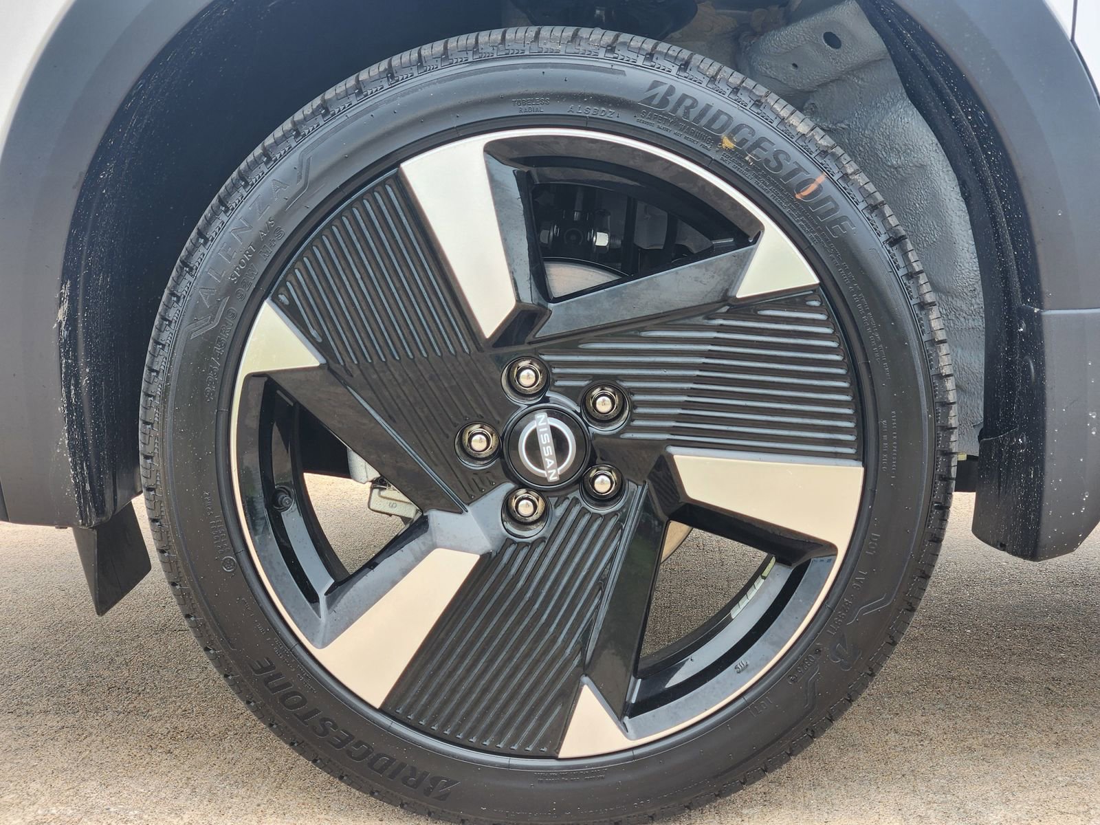 New 2026 Nissan Kicks SR image 11