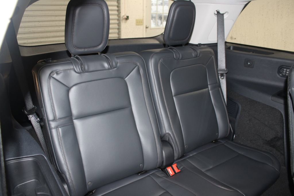 New 2026 Lincoln Aviator Reserve w/ Luxury Package image 33