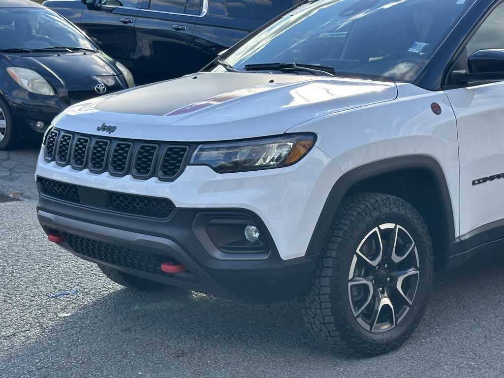 Used 2024 Jeep Compass Trailhawk image 35