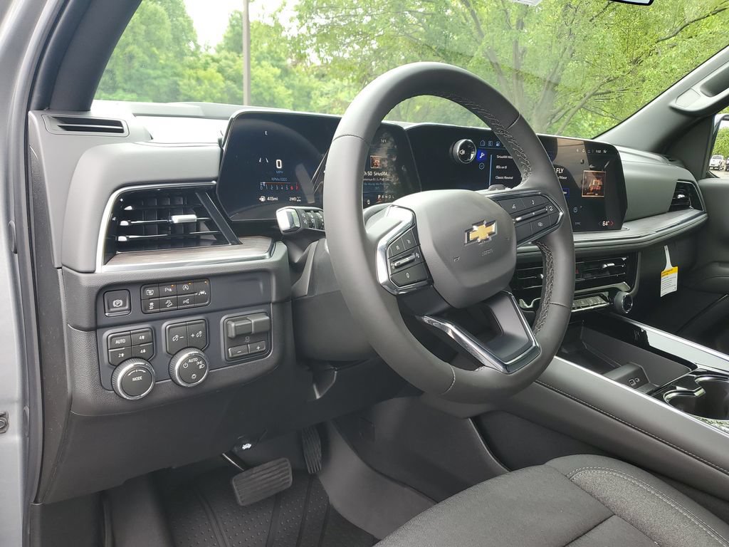 New 2026 Chevrolet Suburban LS w/ LPO, Dark Essentials Package AWD/4WD image 23