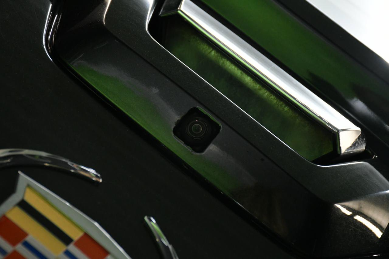 Used 2013 Cadillac Escalade EXT Luxury AWD/4WD image 9