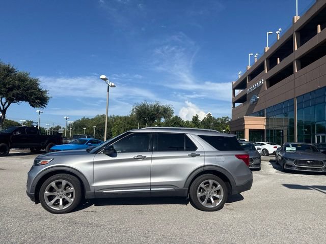 Used 2020 Ford Explorer Platinum w/ Premium Technology Package AWD/4WD image 2