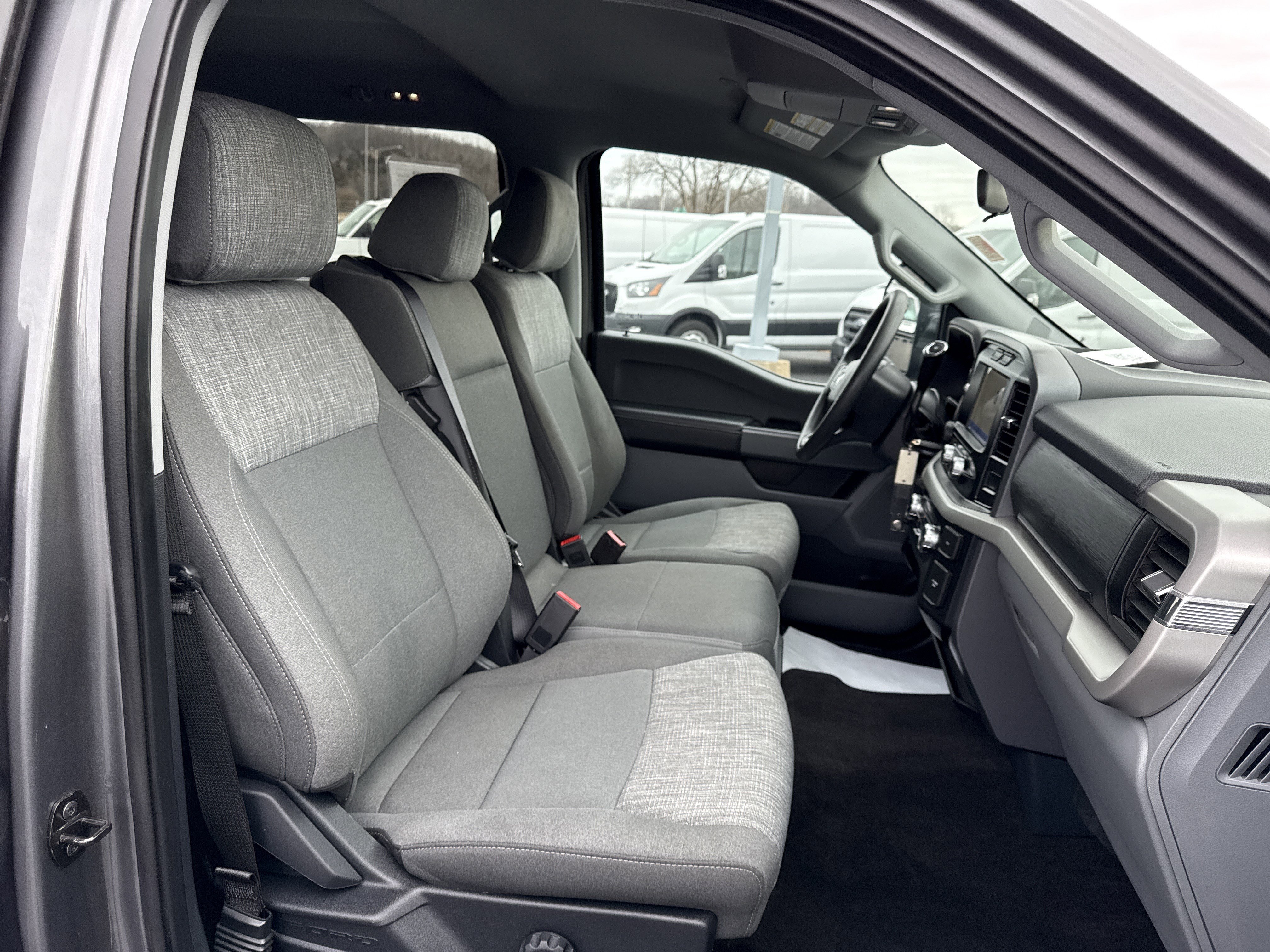 Used 2022 Ford F150 XLT w/ Trailer Tow Package image 29