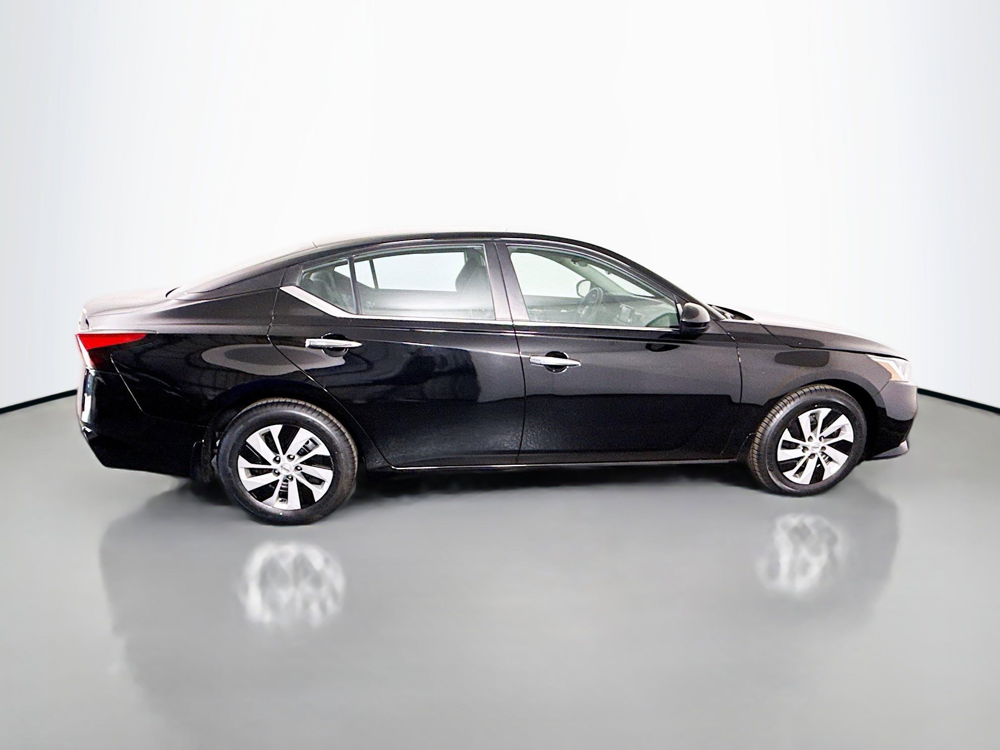 Used 2021 Nissan Altima 2.5 S image 11