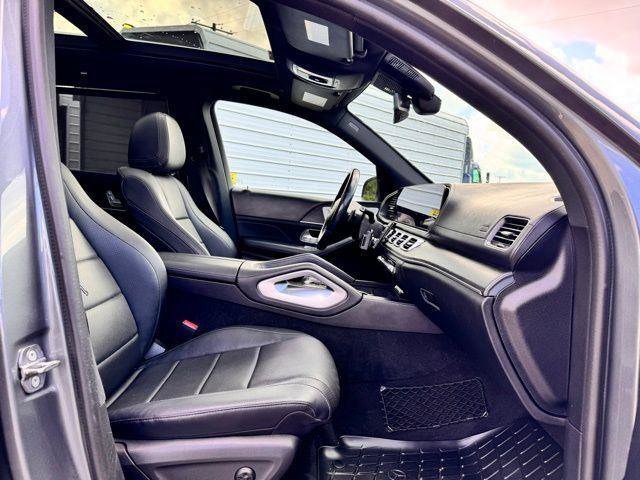 Used 2021 Mercedes-Benz GLS 450 4MATIC image 32