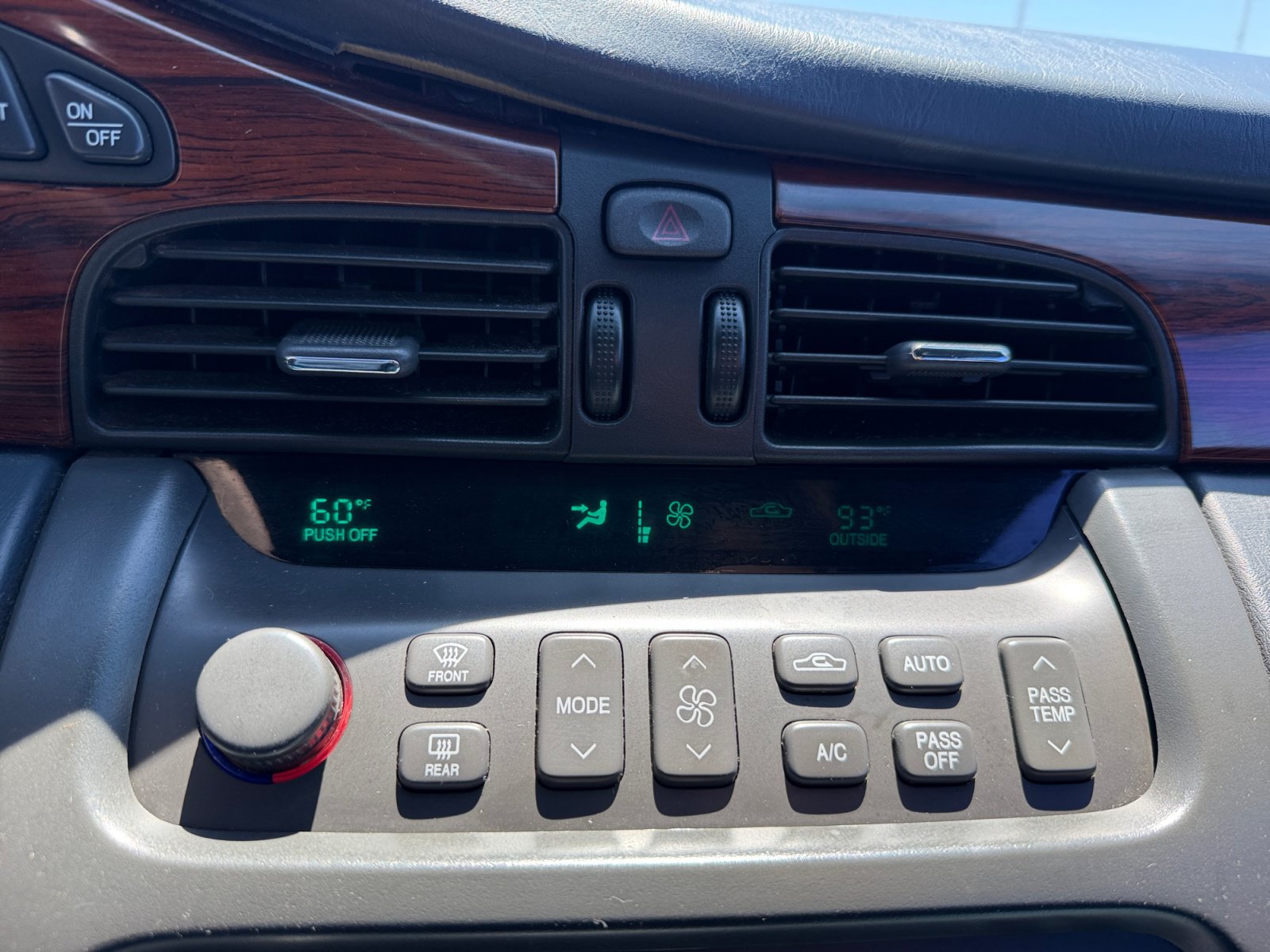 Used 2003 Cadillac De Ville Limousine FWD image 11