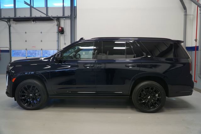 Used 2023 Cadillac Escalade Sport Platinum w/ LPO, ONYX Package AWD/4WD image 2