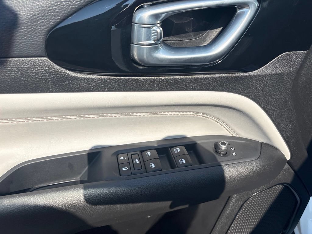 Certified 2023 Jeep Compass Limited AWD/4WD image 13