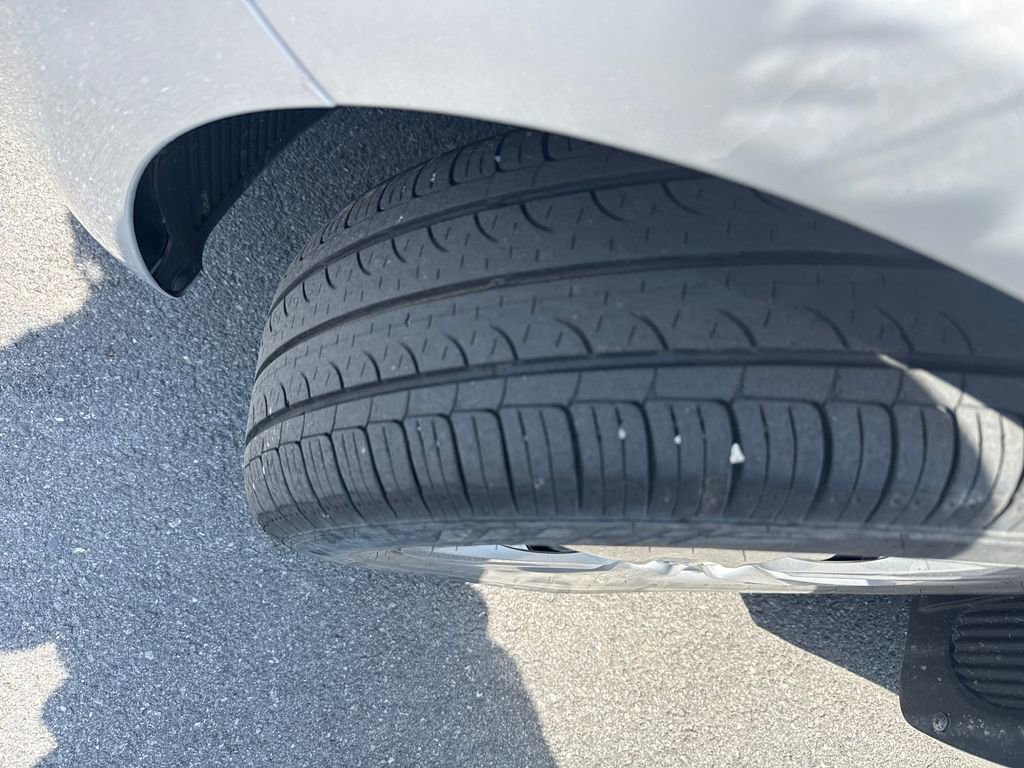 Used 2017 Kia Forte LX FWD image 15