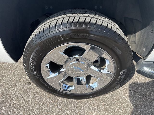 Used 2016 Chevrolet Tahoe LTZ image 13