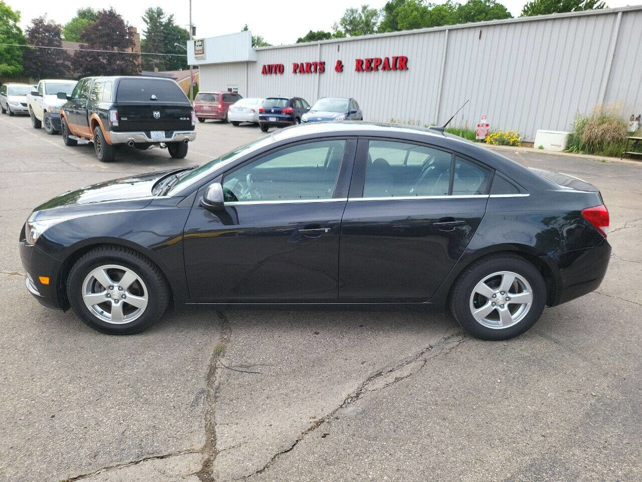 Used 2014 Chevrolet Cruze LT image 5