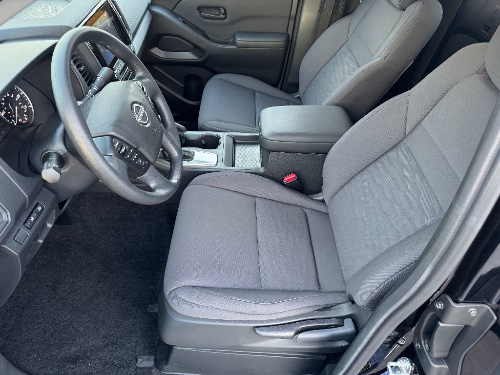 Used 2024 Nissan Frontier S w/ Technology Package image 8