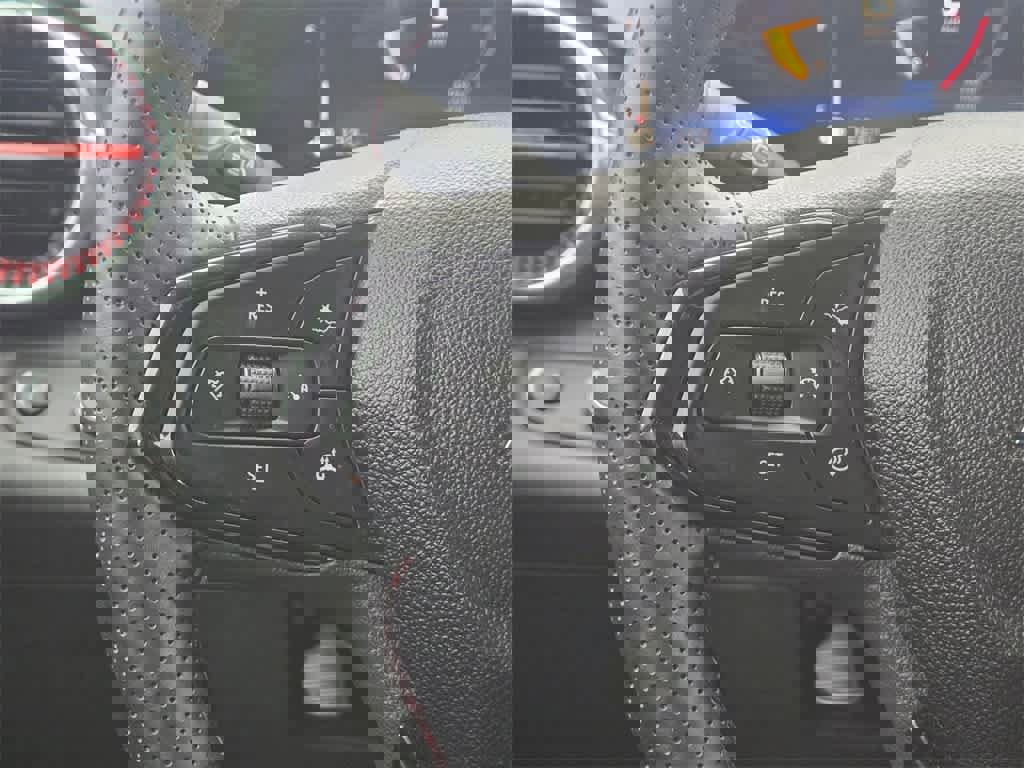 Used 2024 Chevrolet Trax RS image 10