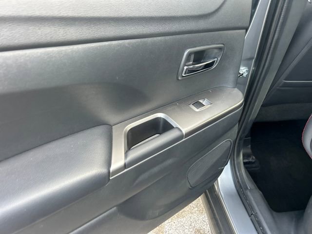 Used 2025 Mitsubishi Outlander Sport SE image 43