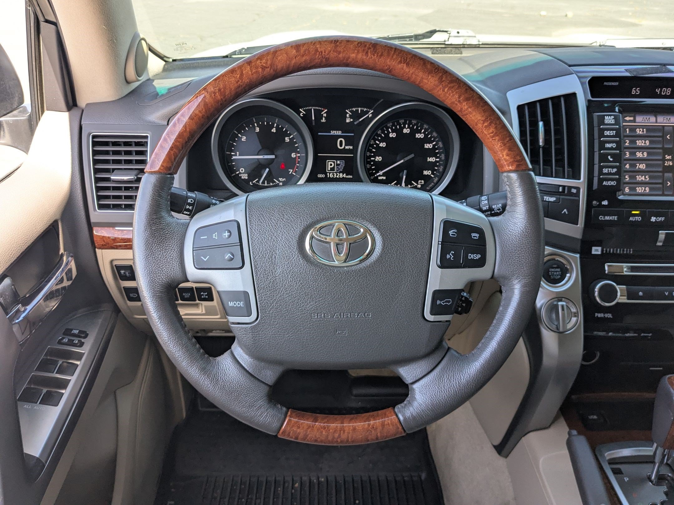 Used 2013 Toyota Land Cruiser AWD/4WD image 19