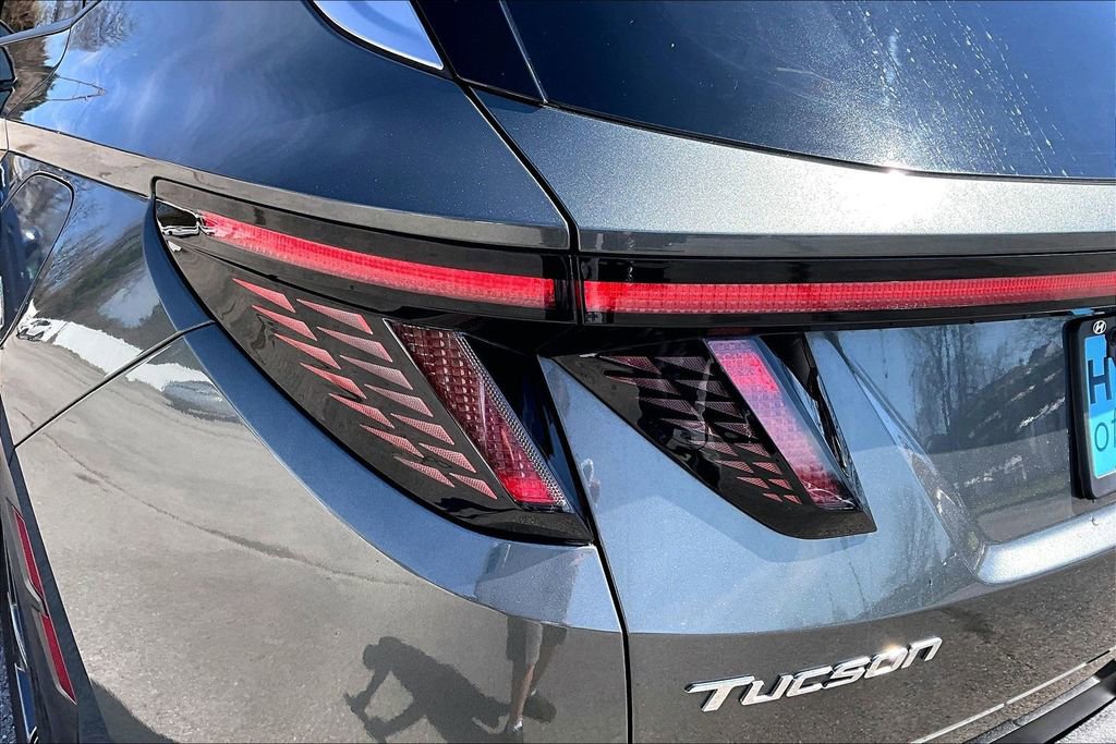 Used 2023 Hyundai Tucson Limited image 30