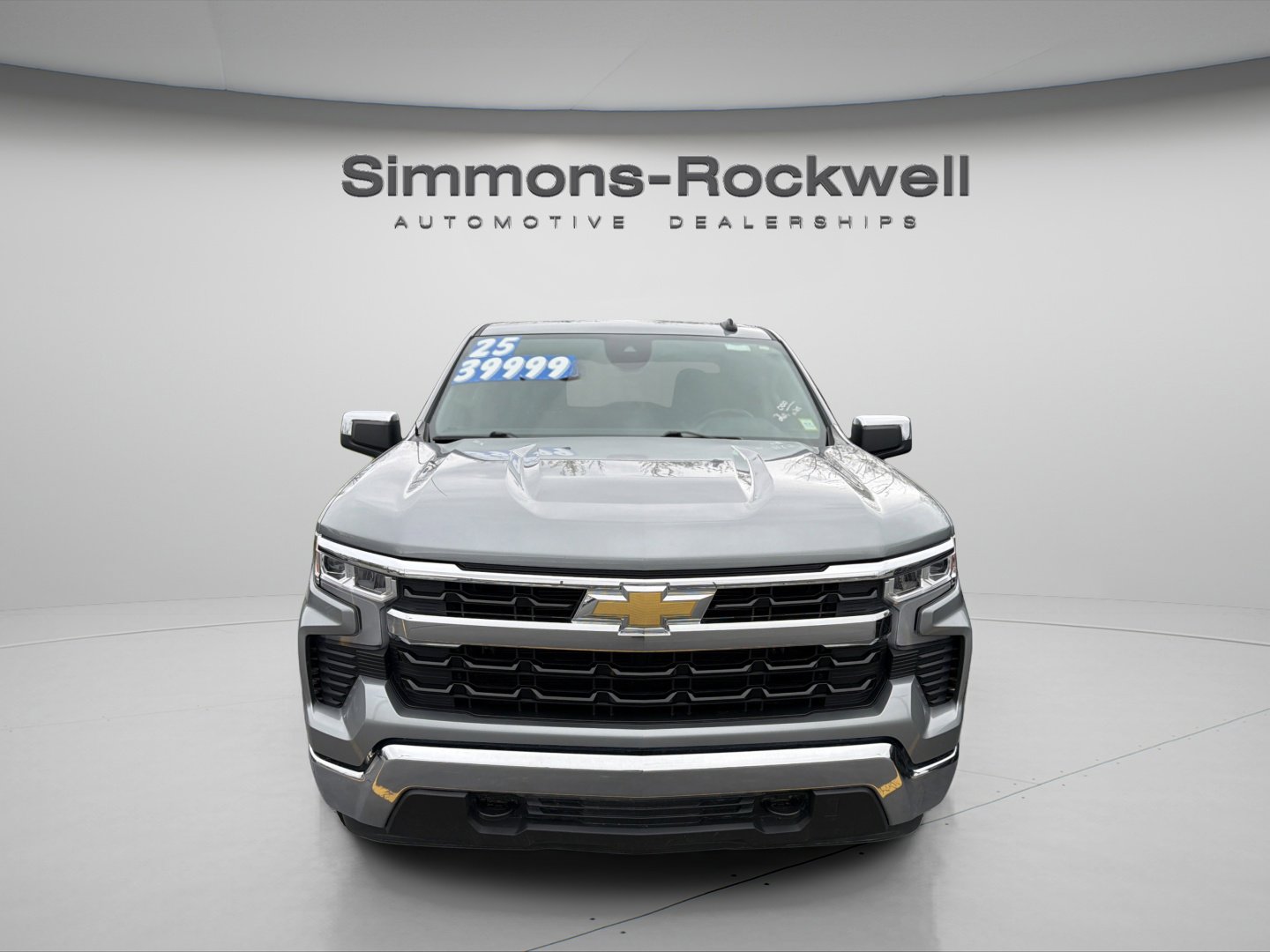 Used 2025 Chevrolet Silverado 1500 LT AWD/4WD image 24
