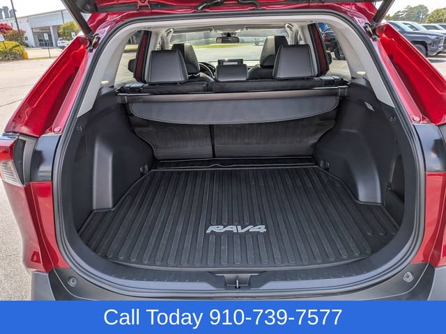 Used 2021 Toyota RAV4 XLE Premium FWD image 32