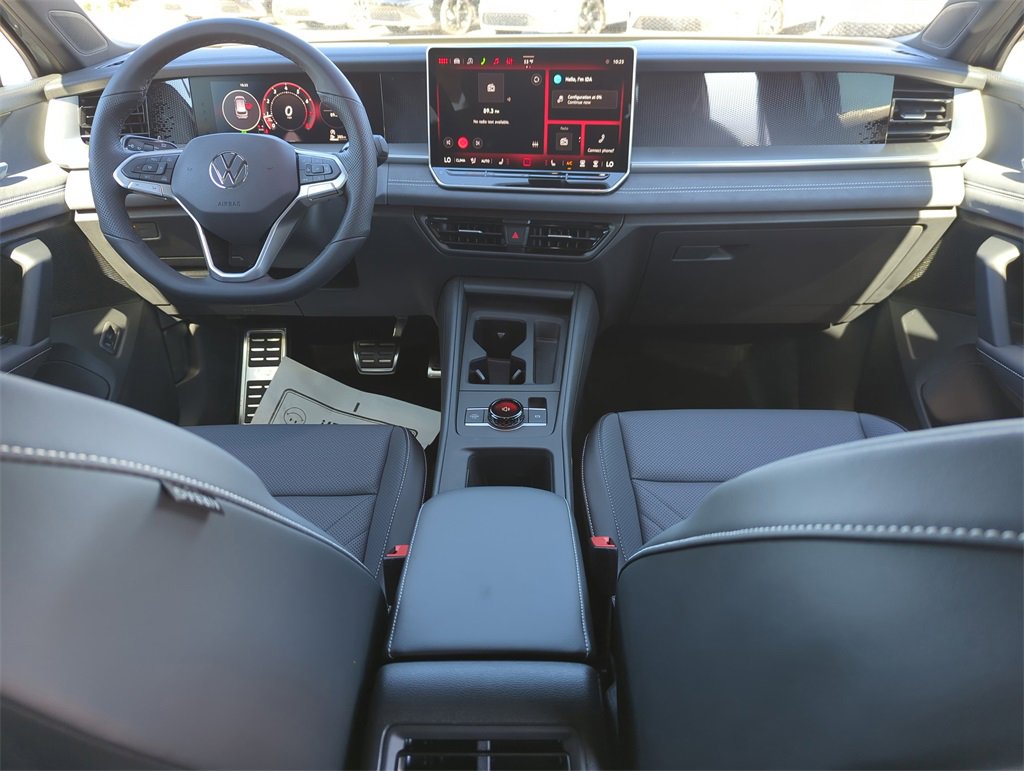 New 2026 Volkswagen Tiguan SE R-Line image 25