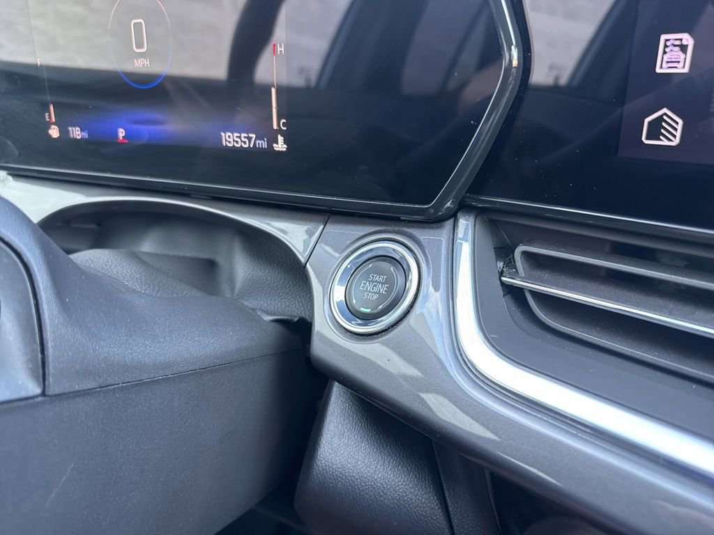 Used 2024 Chevrolet Trax ACTIV w/ Driver Confidence Package image 27