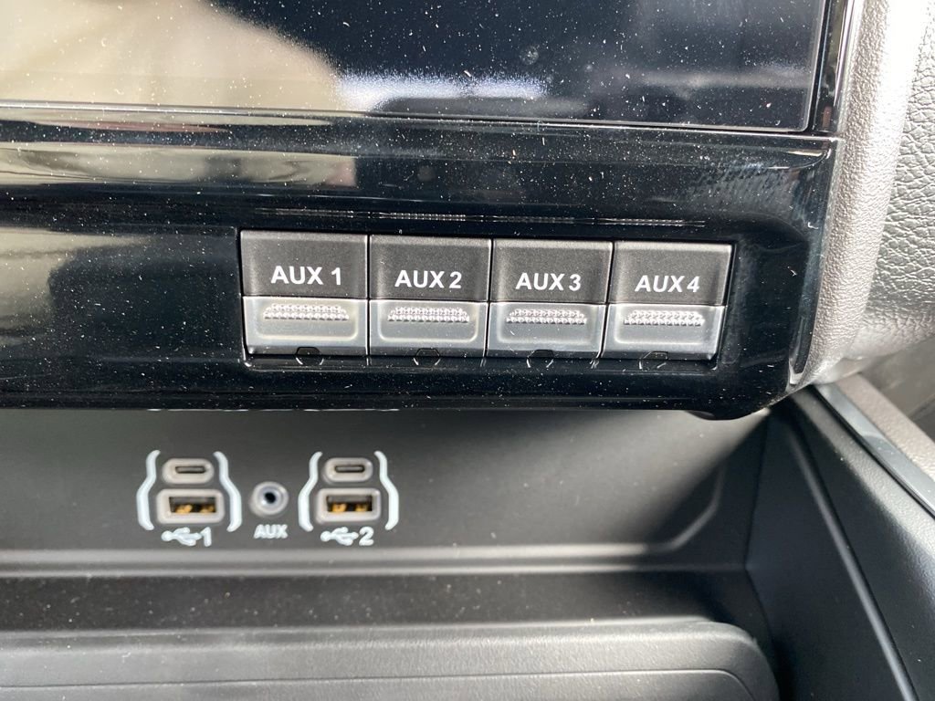 New 2025 RAM 2500 Laramie image 40