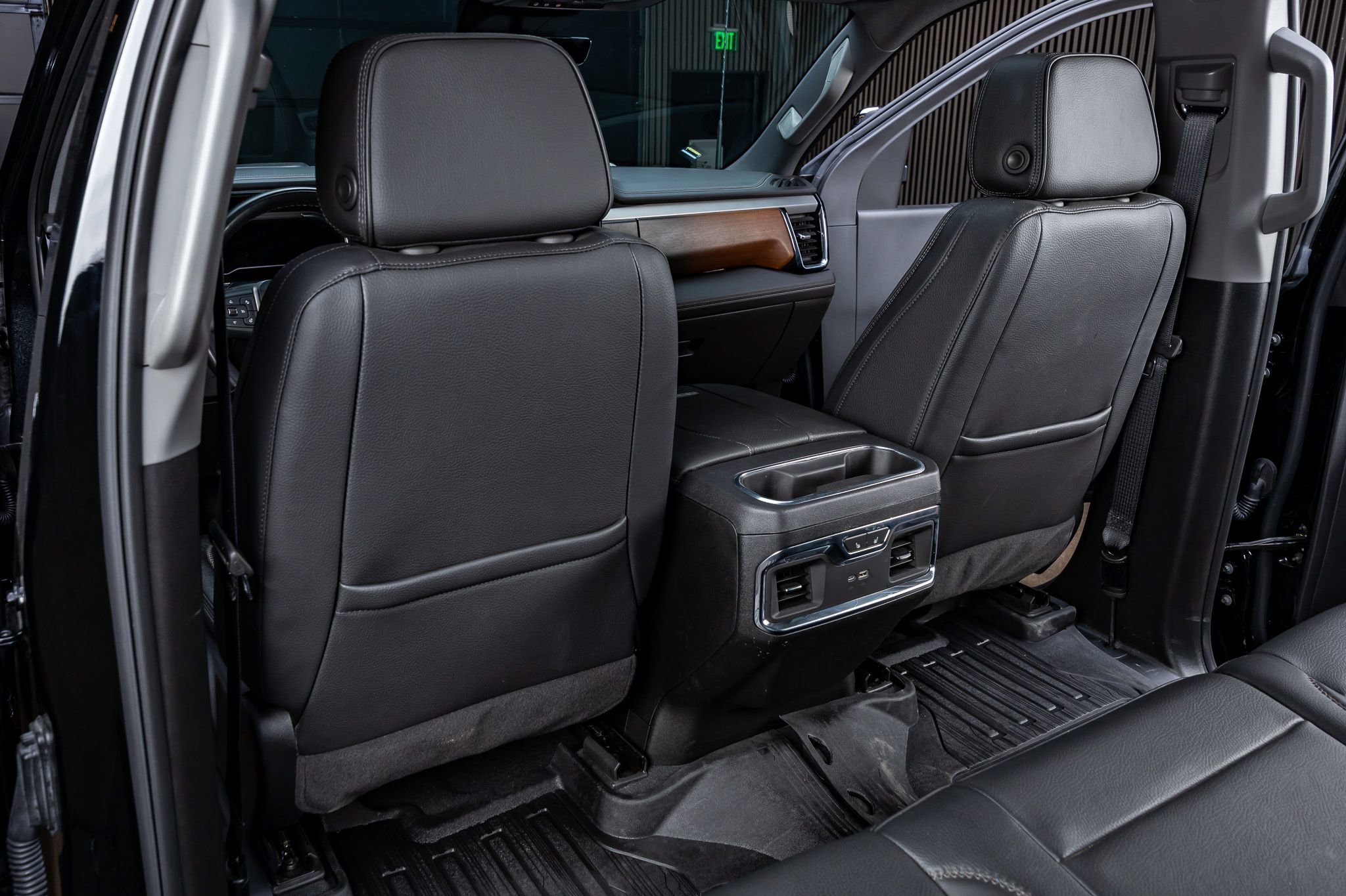 Used 2025 GMC Sierra 2500 Denali w/ Denali Reserve Package image 34