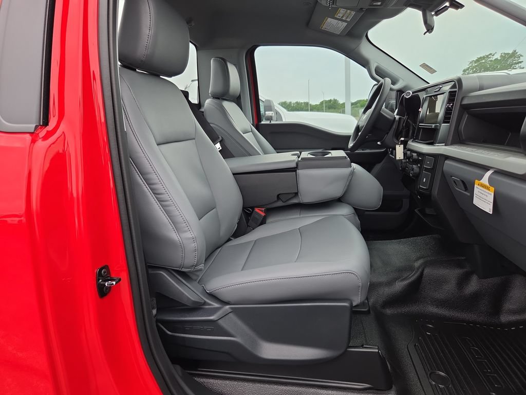 New 2026 Ford F250 XL RWD image 16
