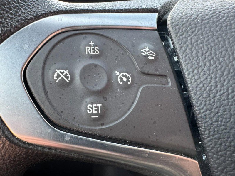 Used 2023 Chevrolet Traverse LS w/ Safety Package image 17
