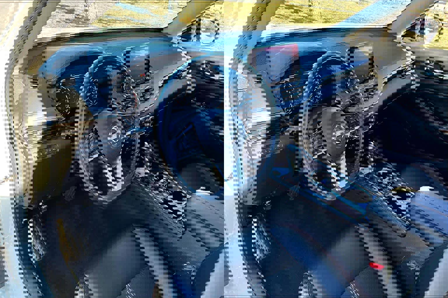 Used 2024 Nissan Altima 2.5 SR image 18