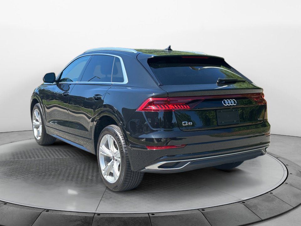 Used 2023 Audi Q8 Premium Plus AWD/4WD image 5