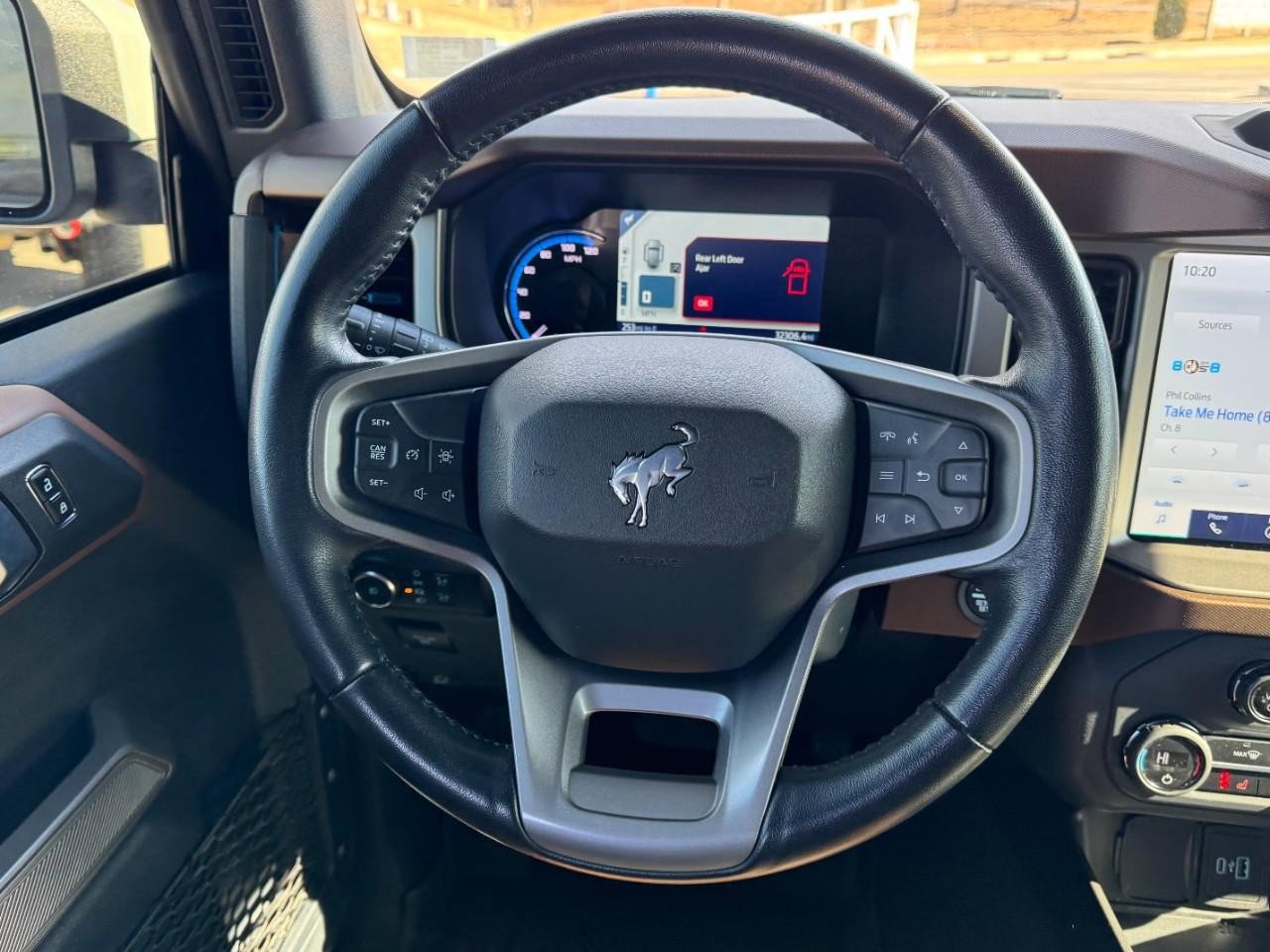 Used 2023 Ford Bronco Outer Banks image 12