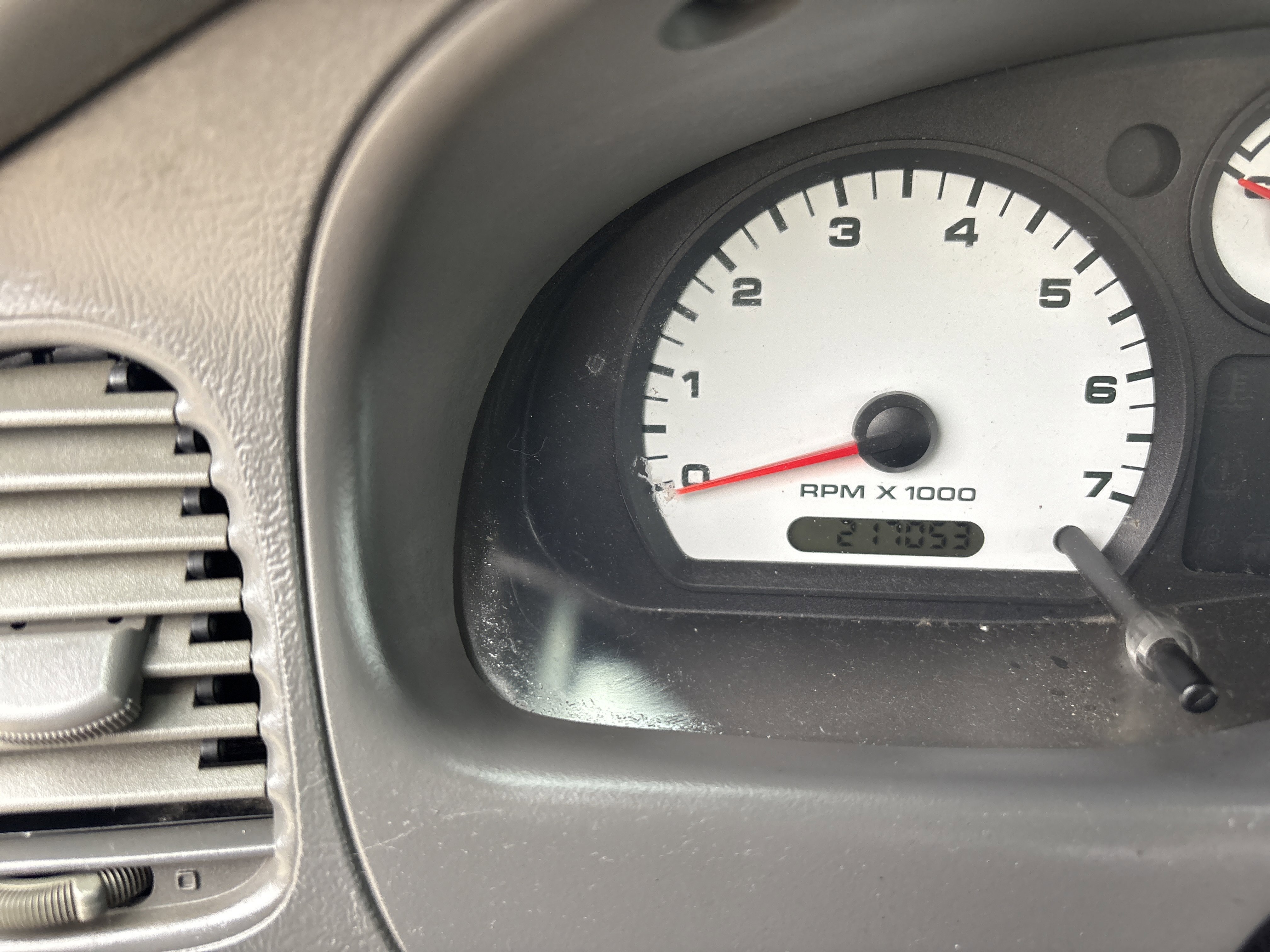 Used 2005 Ford Ranger XLT image 11