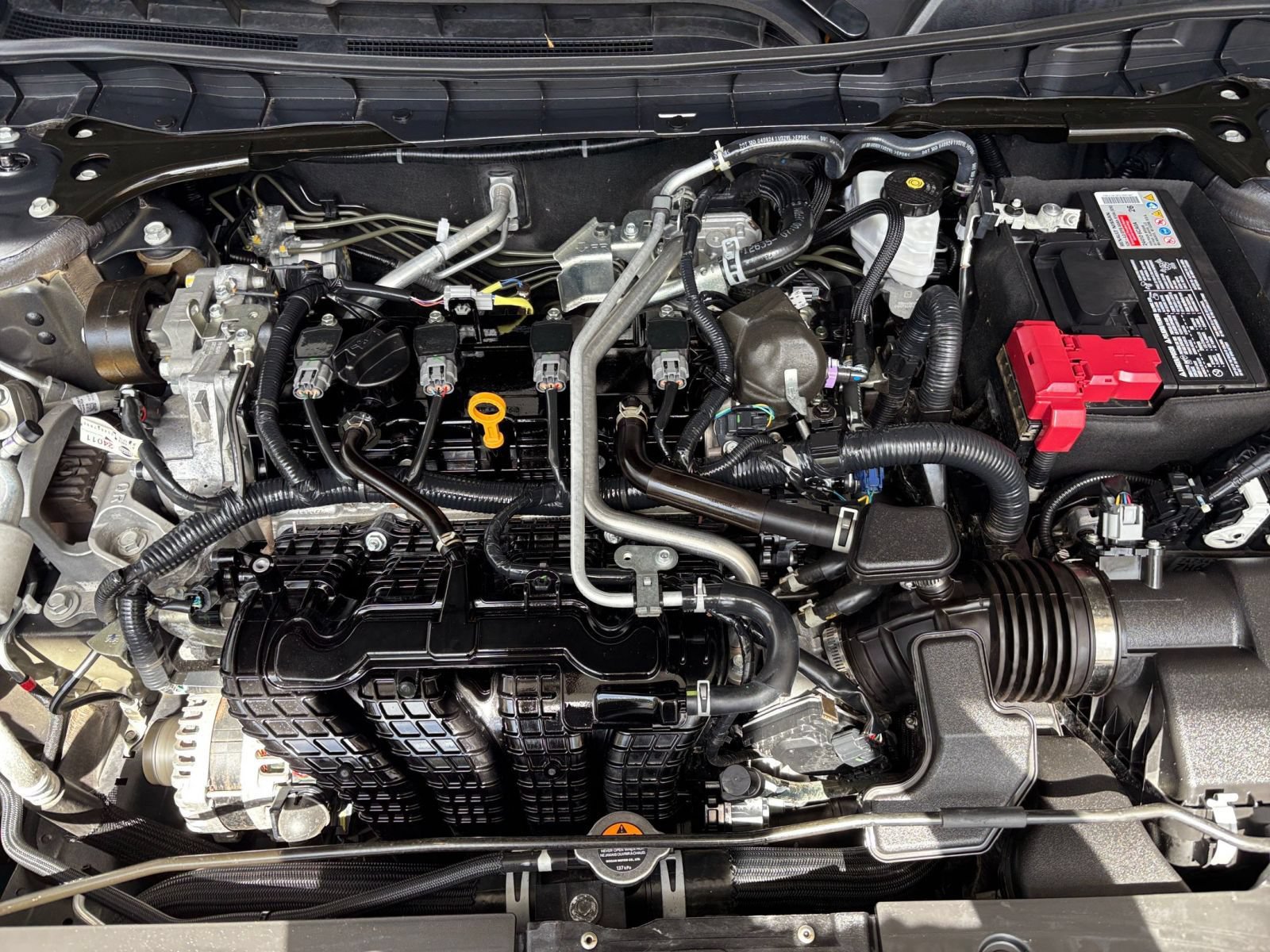Used 2025 Nissan Altima 2.5 SV FWD image 32