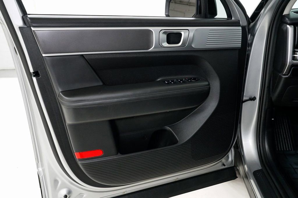 Used 2025 Hyundai Santa Fe XRT image 8