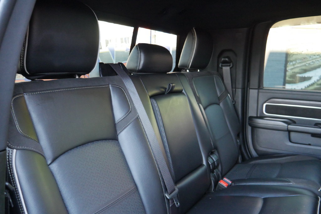 Used 2025 RAM 3500 Laramie AWD/4WD image 14