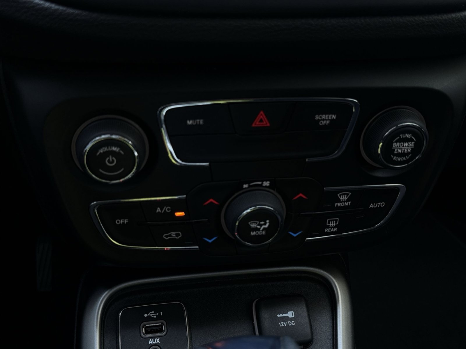 Used 2021 Jeep Compass Sport FWD image 16