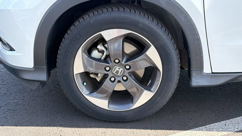 Used 2018 Honda HR-V EX-L image 9