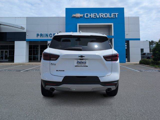 New 2026 Chevrolet Blazer LT w/ Sound & Technology Package FWD image 10