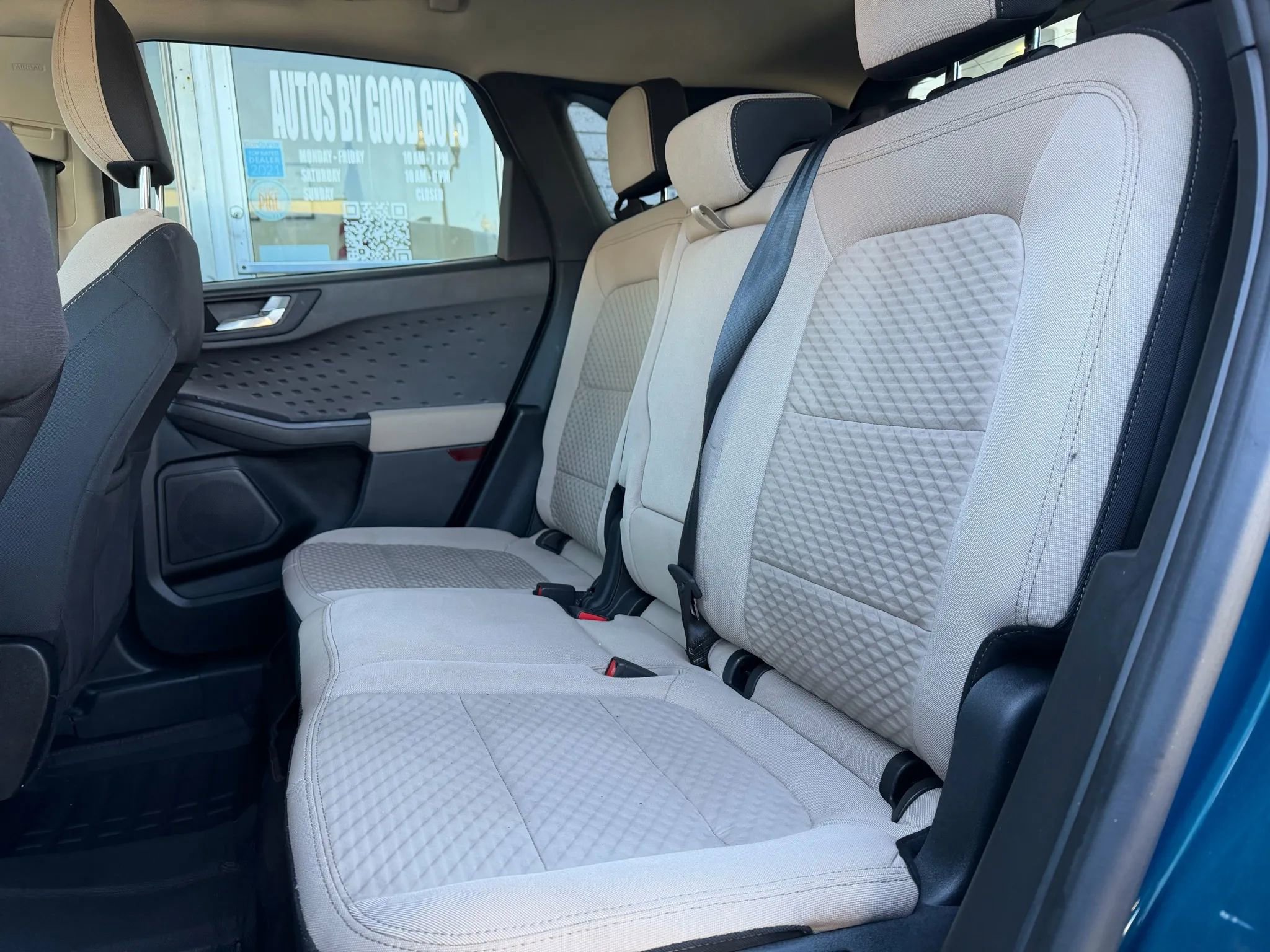 Used 2020 Ford Escape SE image 12