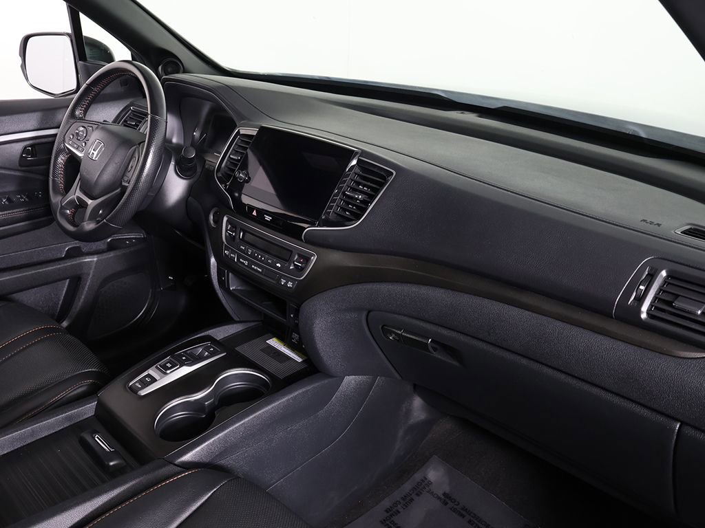 Used 2023 Honda Passport TrailSport image 30